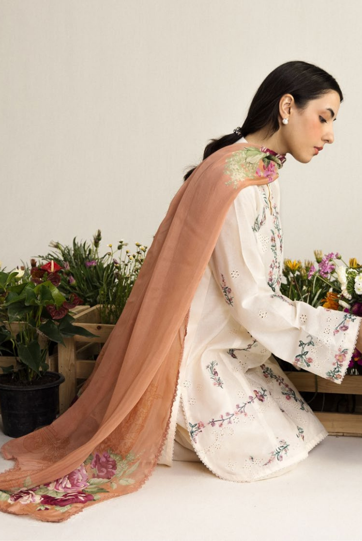 Coco by Zara Shahjahan Edit 26 Vol II Stitched Embroidered Lawn 3 Piece Suit-YURA-3A