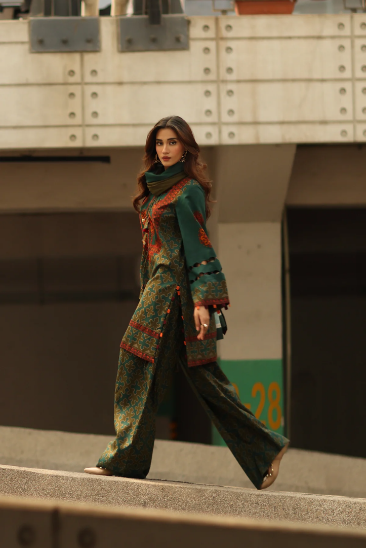 3 Piece Stitched Linen Collection C-Prints by Charizma