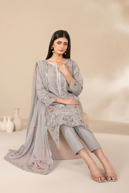Tawakkal Fabrics Selma Fancy Embroidered Chamki Lawn 3 Piece Stitched Suit"26-D-3268