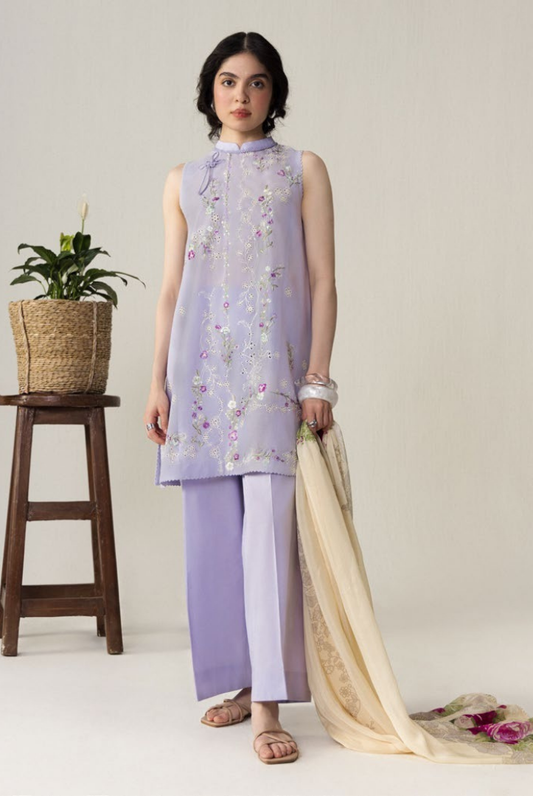 Coco by Zara Shahjahan Edit 26 Vol II Stitched Embroidered Lawn 3 Piece Suit-YURA-3B