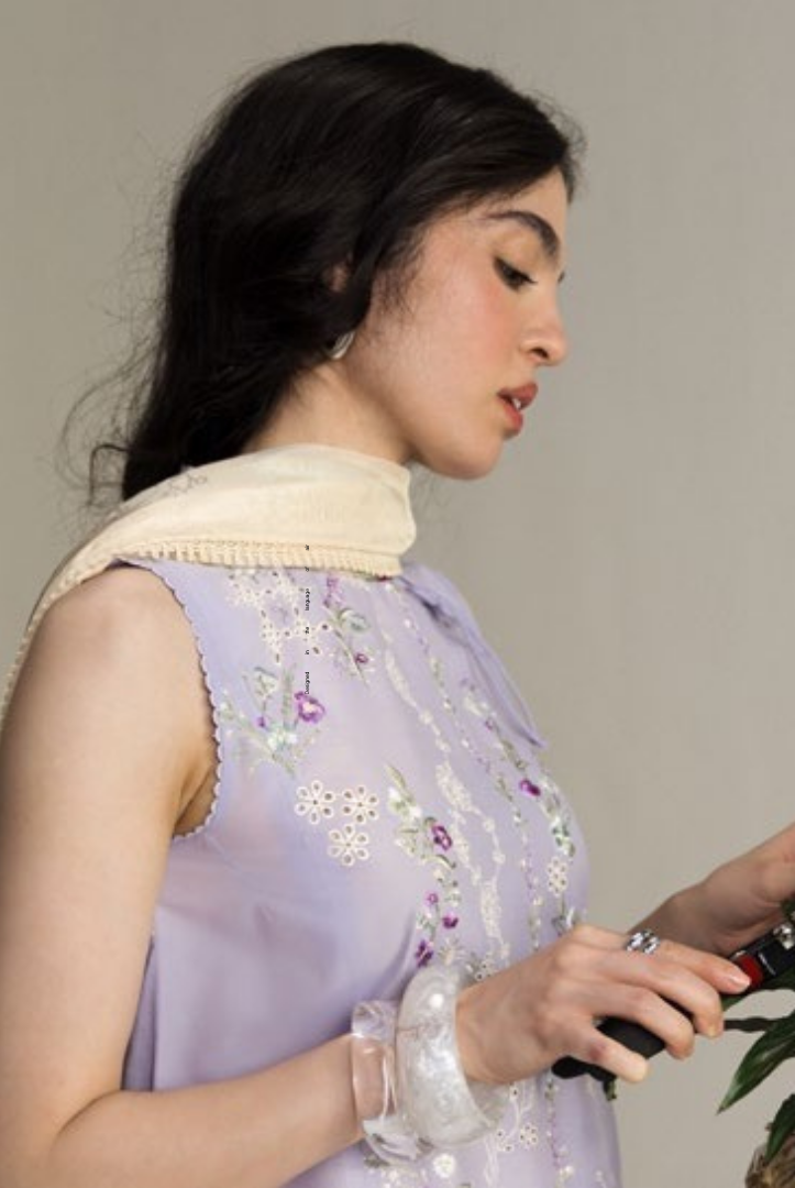 Coco by Zara Shahjahan Edit 26 Vol II Stitched Embroidered Lawn 3 Piece Suit-YURA-3B