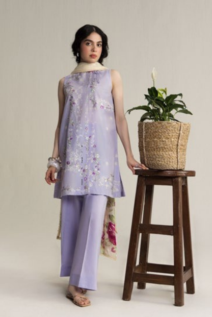 Coco by Zara Shahjahan Edit 26 Vol II Stitched Embroidered Lawn 3 Piece Suit-YURA-3B