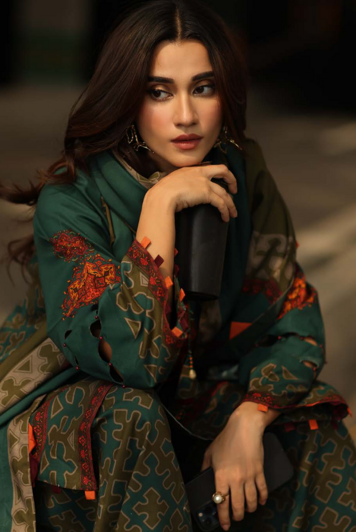 3 Piece Stitched Linen Collection C-Prints by Charizma